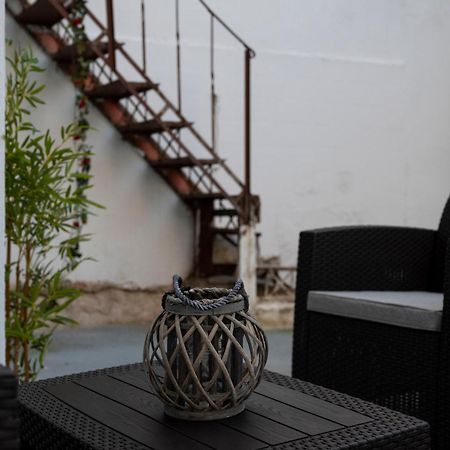 Thissio Getaway 2Ba Next To Athens Ancient Market Luaran gambar