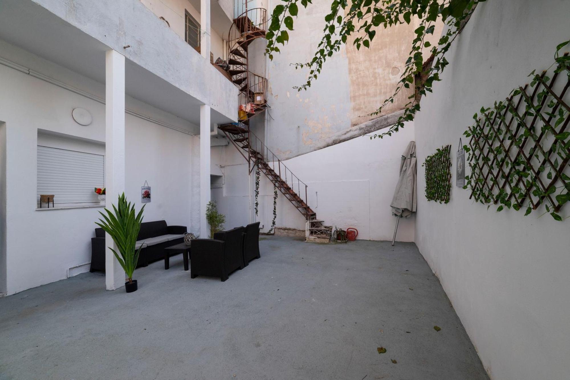 Thissio Getaway 2Ba Next To Athens Ancient Market Luaran gambar